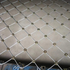 Сетка нержавеющая тросовая со скобочным креплением и ромбической ячейкой Н9 7х7 AISI 304 20х35х1 мм